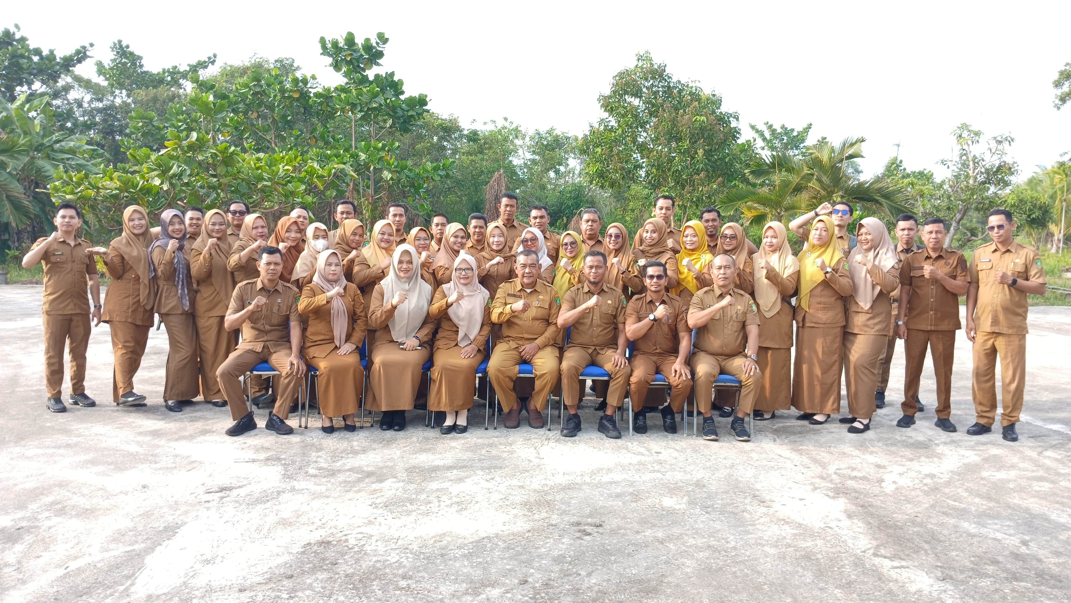 Poto Bersama Dinas Sosial P3AP2KB