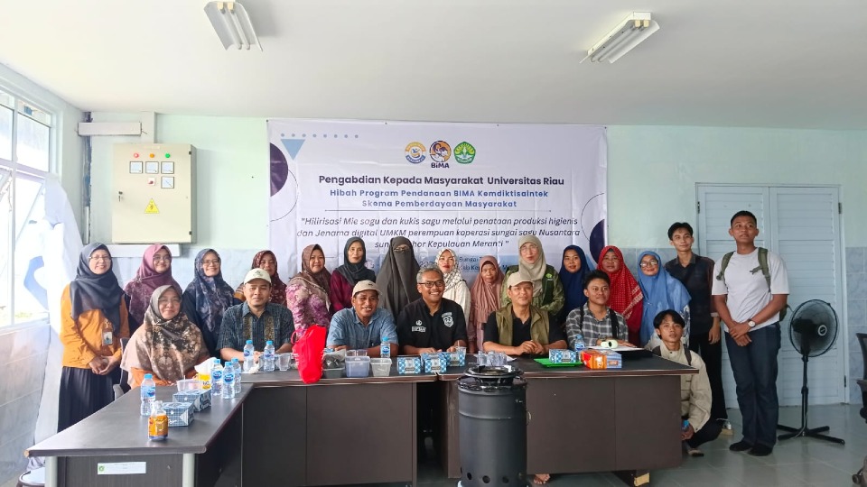 Kegiatan Pengabdian Kepada Masyarakat Universitas Riau di Sentra IKM sagu Sungai Tohor
