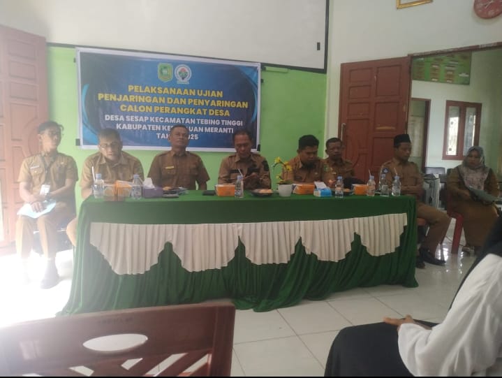 Pelaksanaan Ujian Penjaringan dan Penyerangan Calon  Perangkat Desa