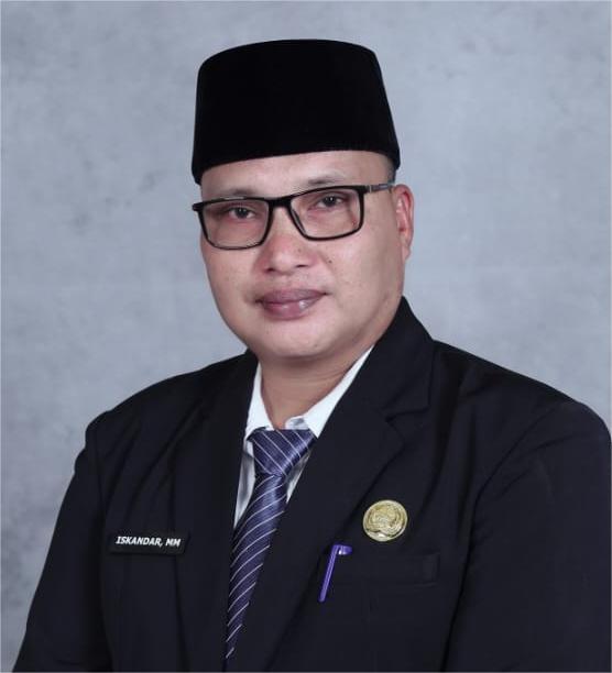  ISKANDAR , S.Pd, MM